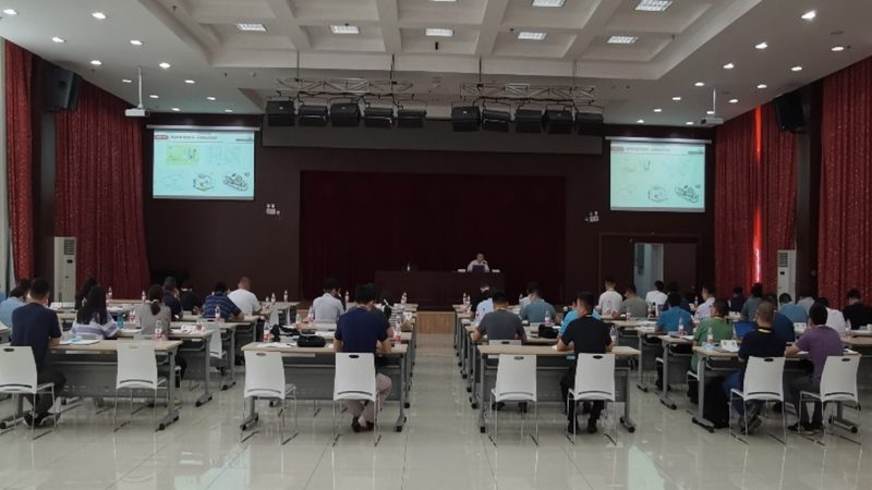 小标题：电商行业发展趋势